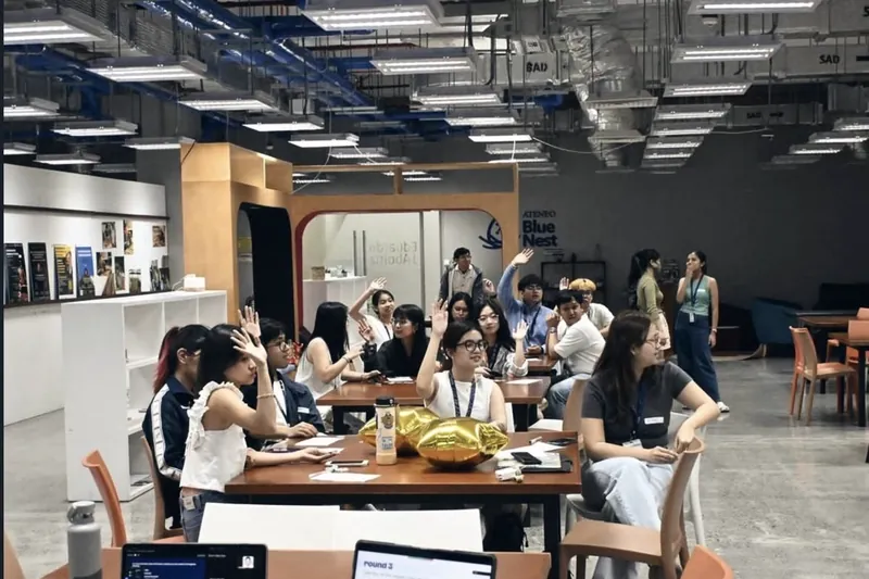 A full workshop room at a flagship event